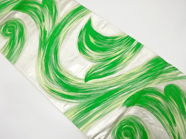 アンティーク　唐草模様織り出し袋帯（着用可）